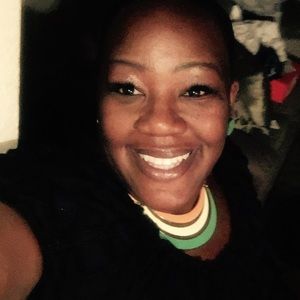 Meet your Posher, Rozlynn